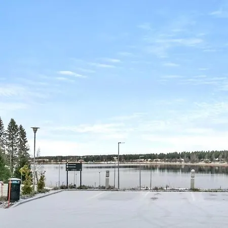 Kivilinna - Liinavaatteet,pyyhkeet Ja Loppusiivous Sisaeltyvaet Hintaan アパート