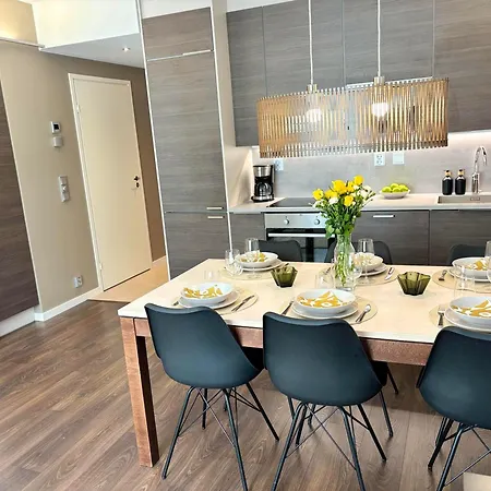 Kivilinna - Liinavaatteet,pyyhkeet Ja Loppusiivous Sisaeltyvaet Hintaan *