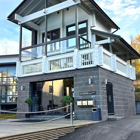 Kivilinna - Liinavaatteet,pyyhkeet Ja Loppusiivous Sisaeltyvaet Hintaan アパート ブオカッティ