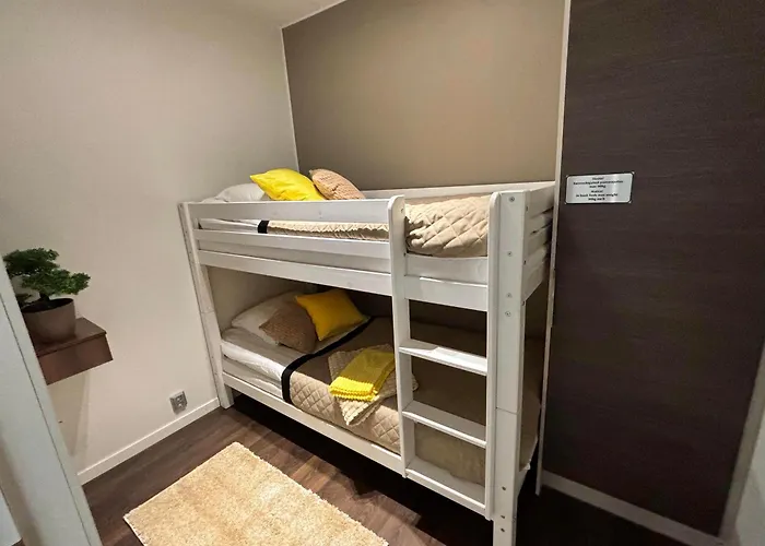 Kivilinna - Liinavaatteet,pyyhkeet Ja Loppusiivous Sisaeltyvaet Hintaan * Vuokatti