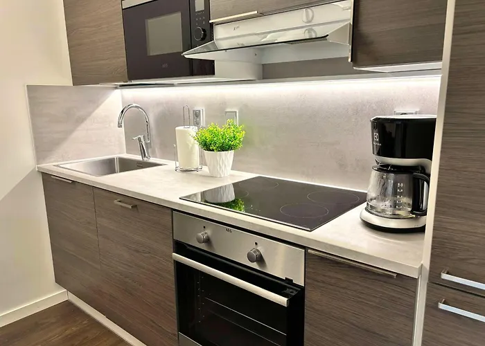 Kivilinna - Liinavaatteet,pyyhkeet Ja Loppusiivous Sisaeltyvaet Hintaan